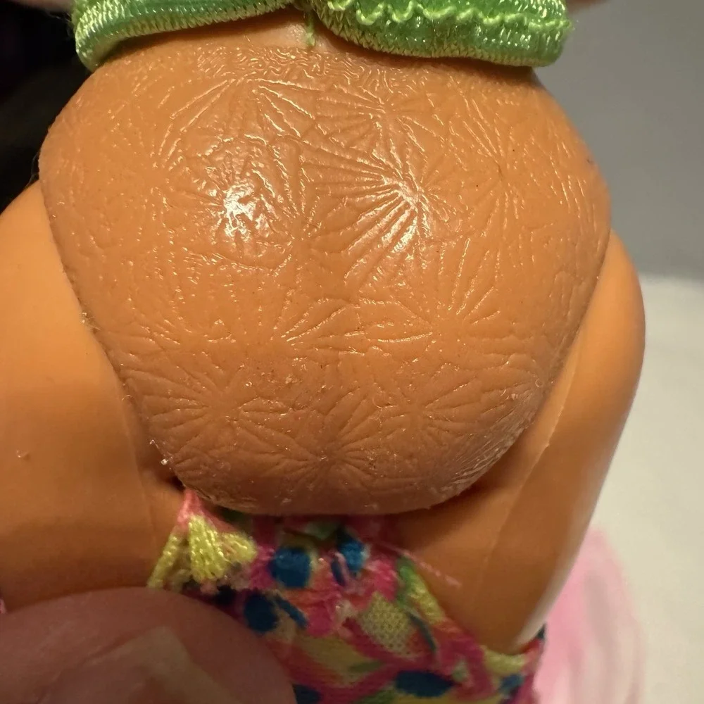 Vintage 1990 Mattel Barbie Hawaiian Fun‎ Jazzie Doll
